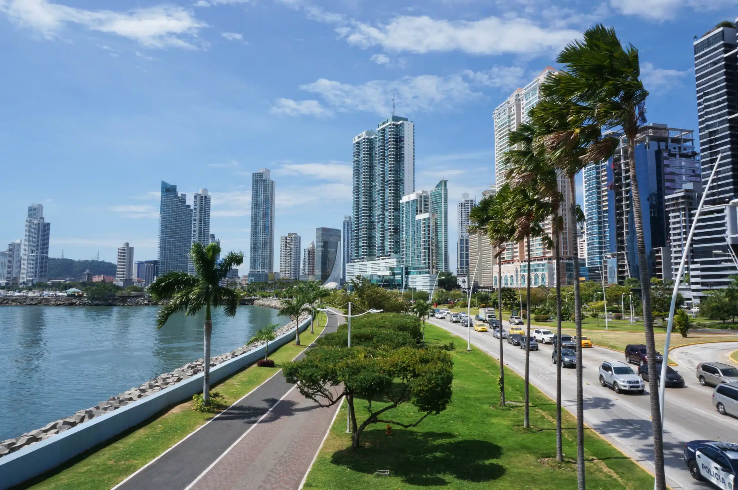 Panamá- donde se unen dos océanos y múltiples culturas
